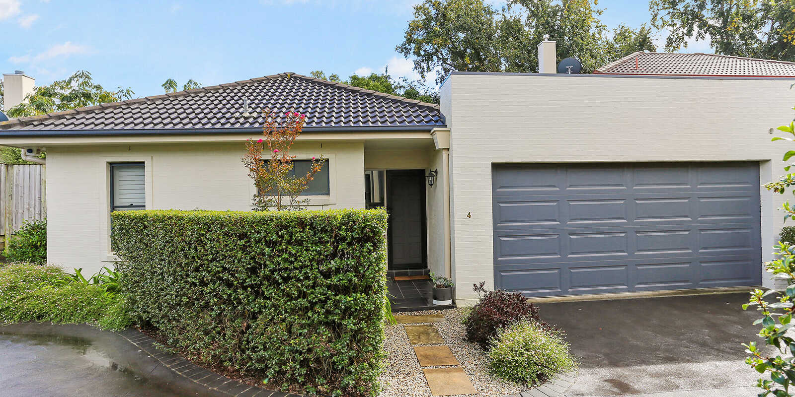 4/3 Suttor Road Moss Vale