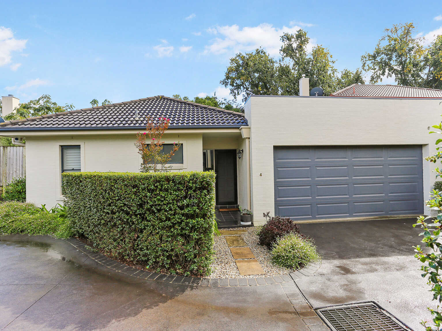 4/3 Suttor Road Moss Vale