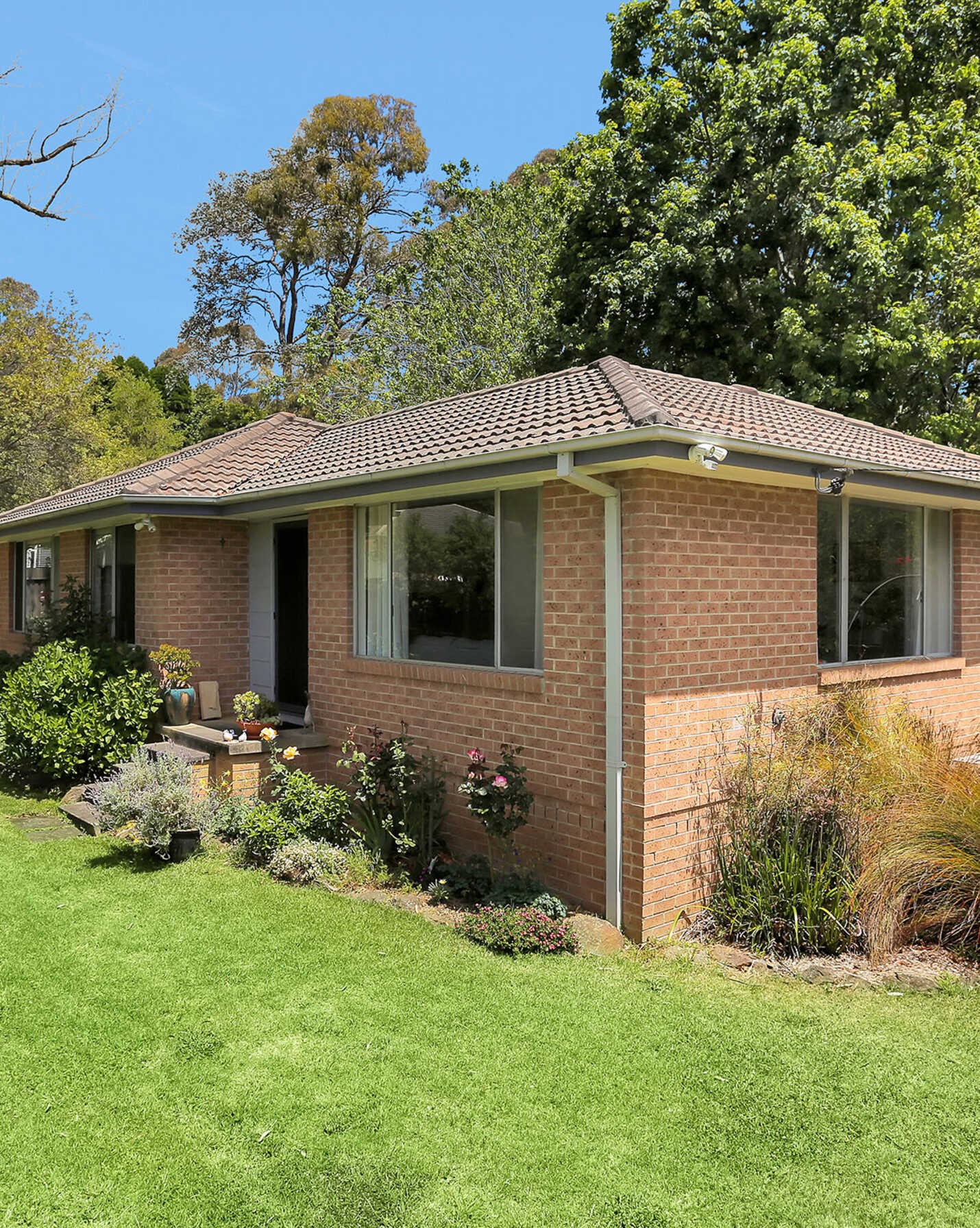 2 Bindar Crescent Bundanoon