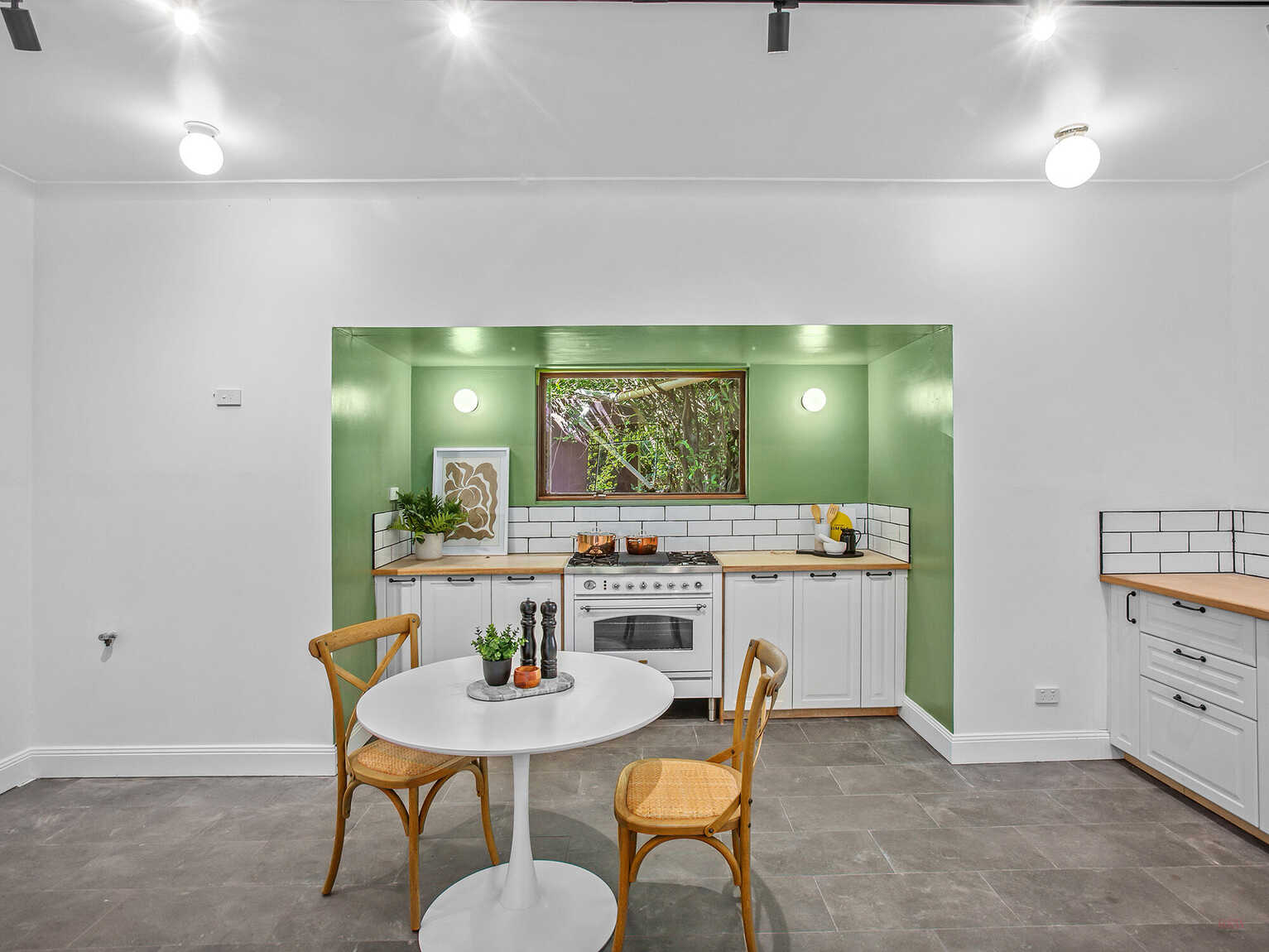576 Ellsmore Road Exeter 576 Ellsmore Road Exeter