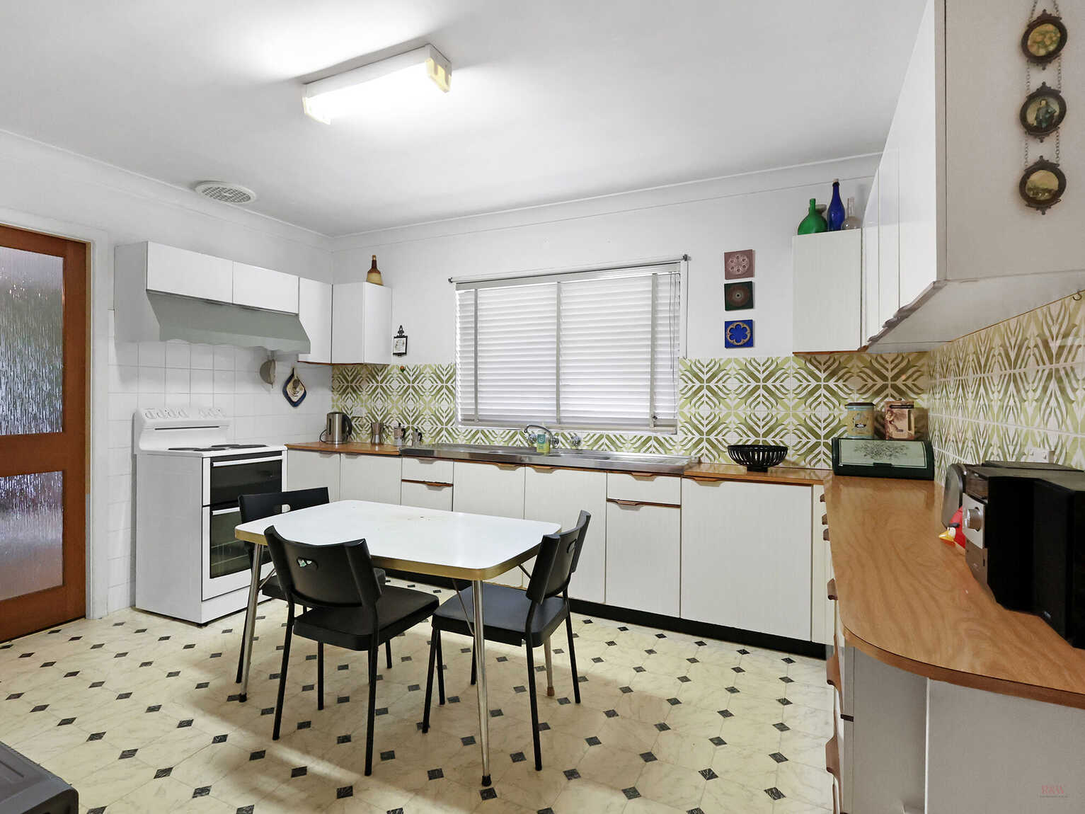17 Banksia Street Bowral 17 Banksia Street Bowral
