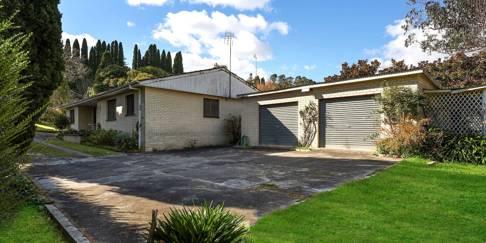 17 Banksia Street Bowral 17 Banksia Street Bowral