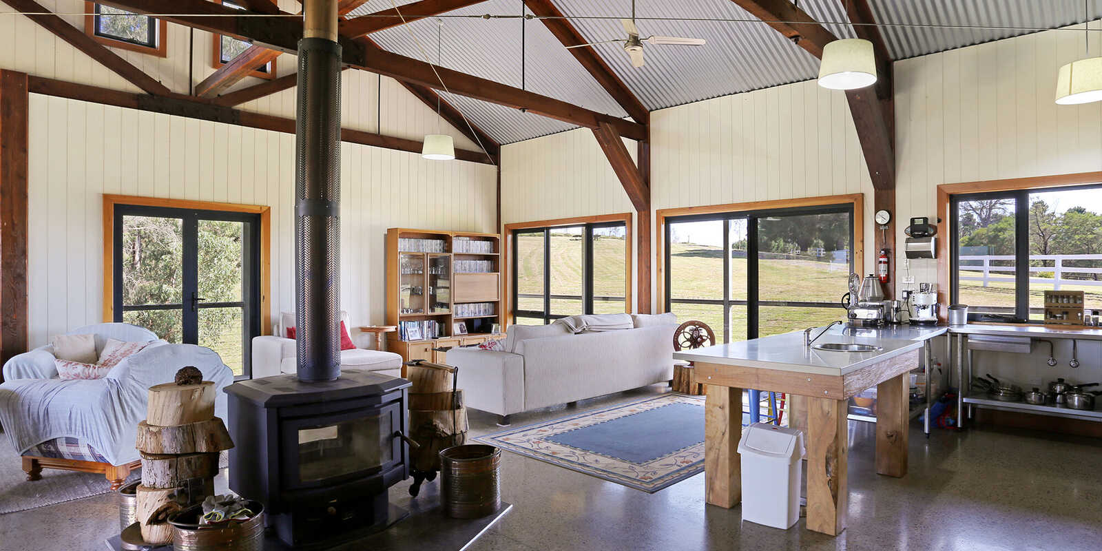 2295 Tugalong Road Canyonleigh