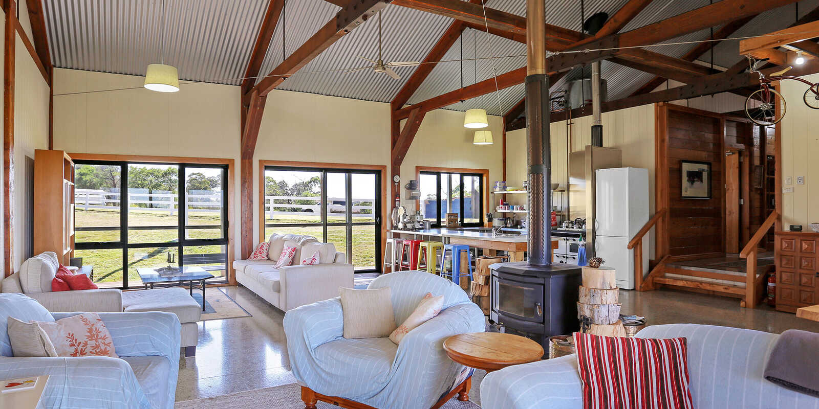 2295 Tugalong Road Canyonleigh