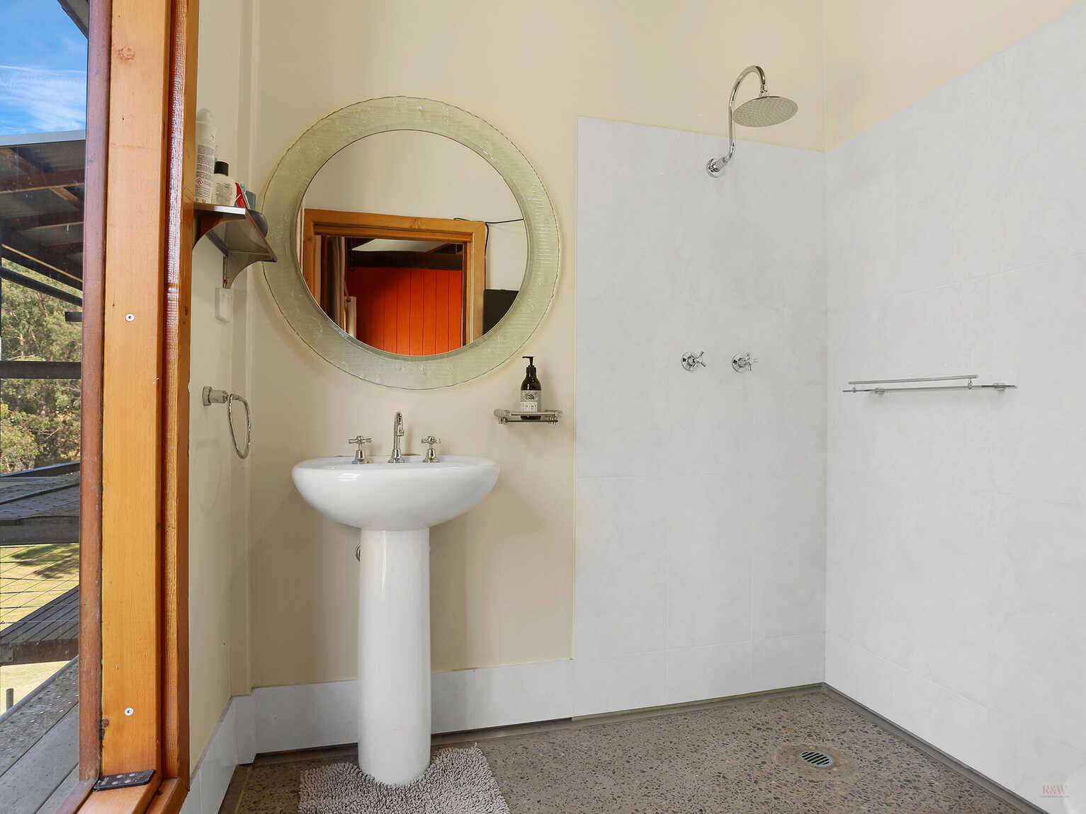 2295 Tugalong Road Canyonleigh