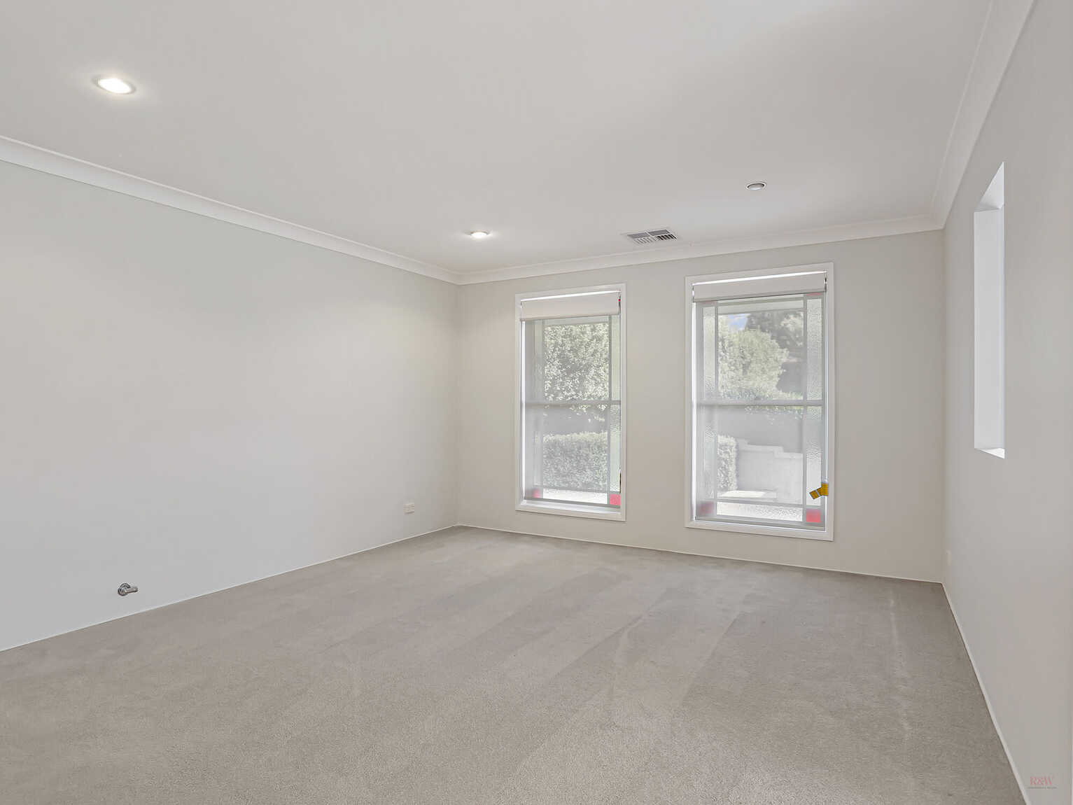 10 Thwaites Drive Moss Vale 10 Thwaites Drive Moss Vale