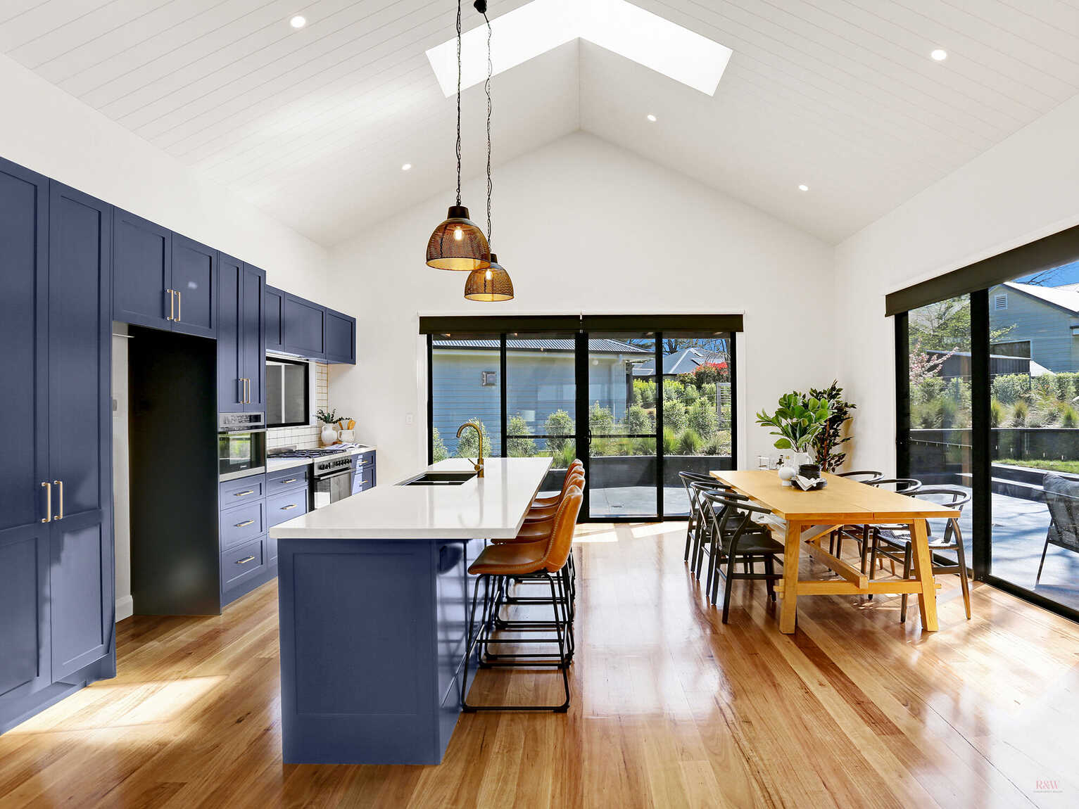 10 Lochinvar Drive Bundanoon 10 Lochinvar Drive Bundanoon