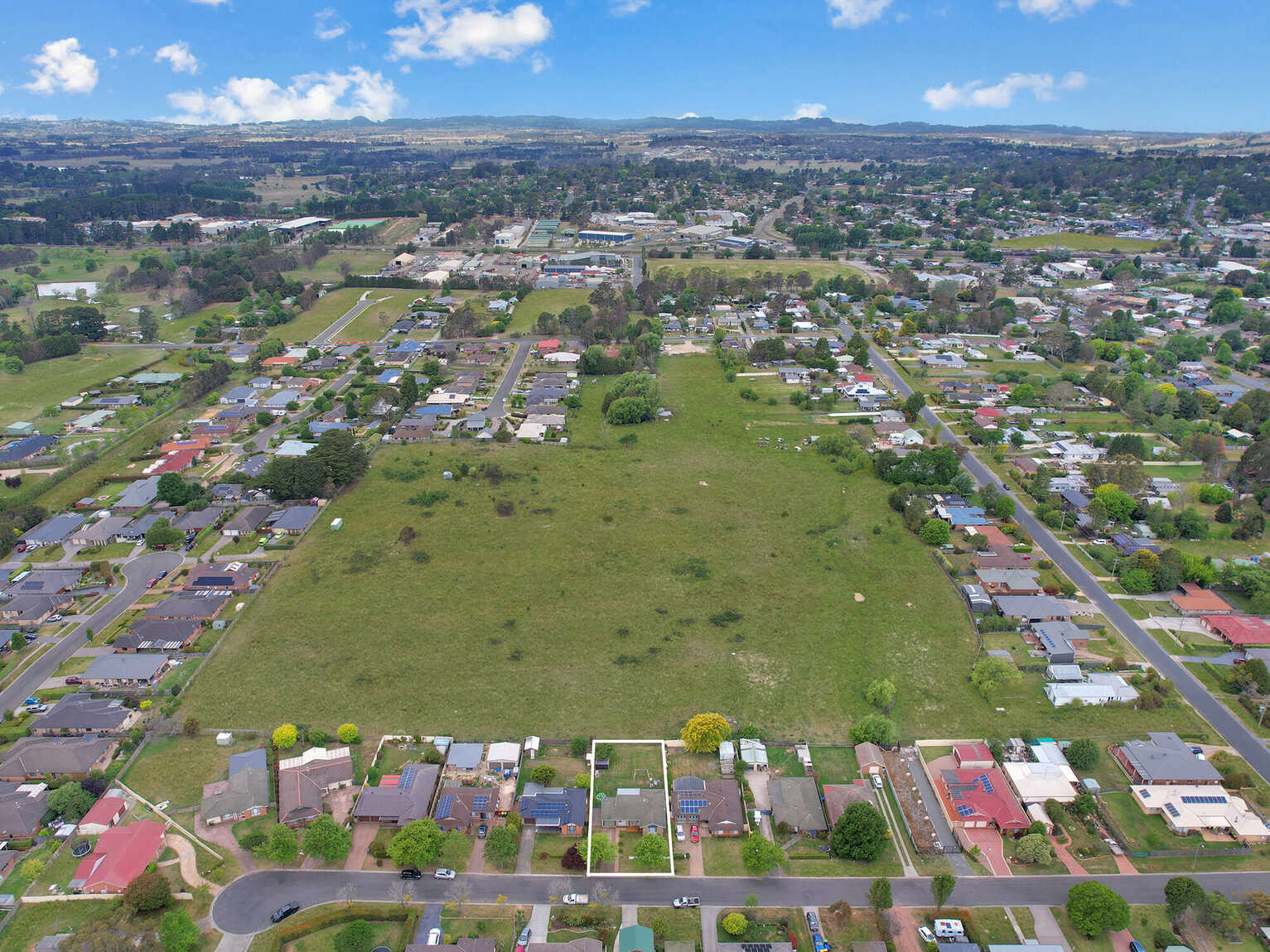 13 Reeyana Place Moss Vale 13 Reeyana Place Moss Vale