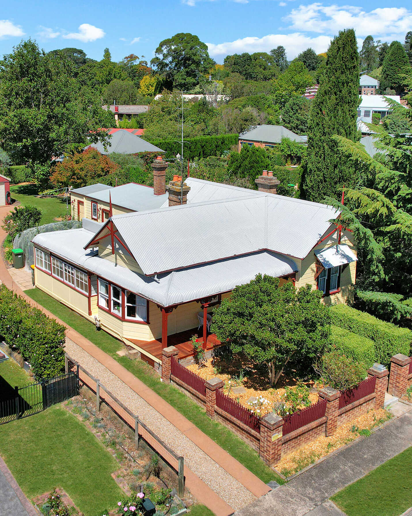 14 Throsby Street Moss Vale, Moss Vale - Thumbnail 2