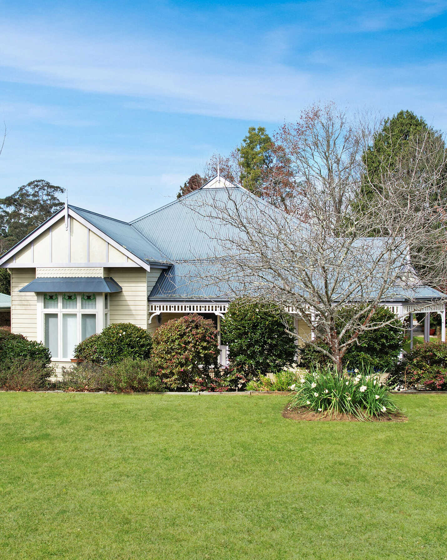 6 Brigadoon Drive Bundanoon, Bundanoon - Image 1