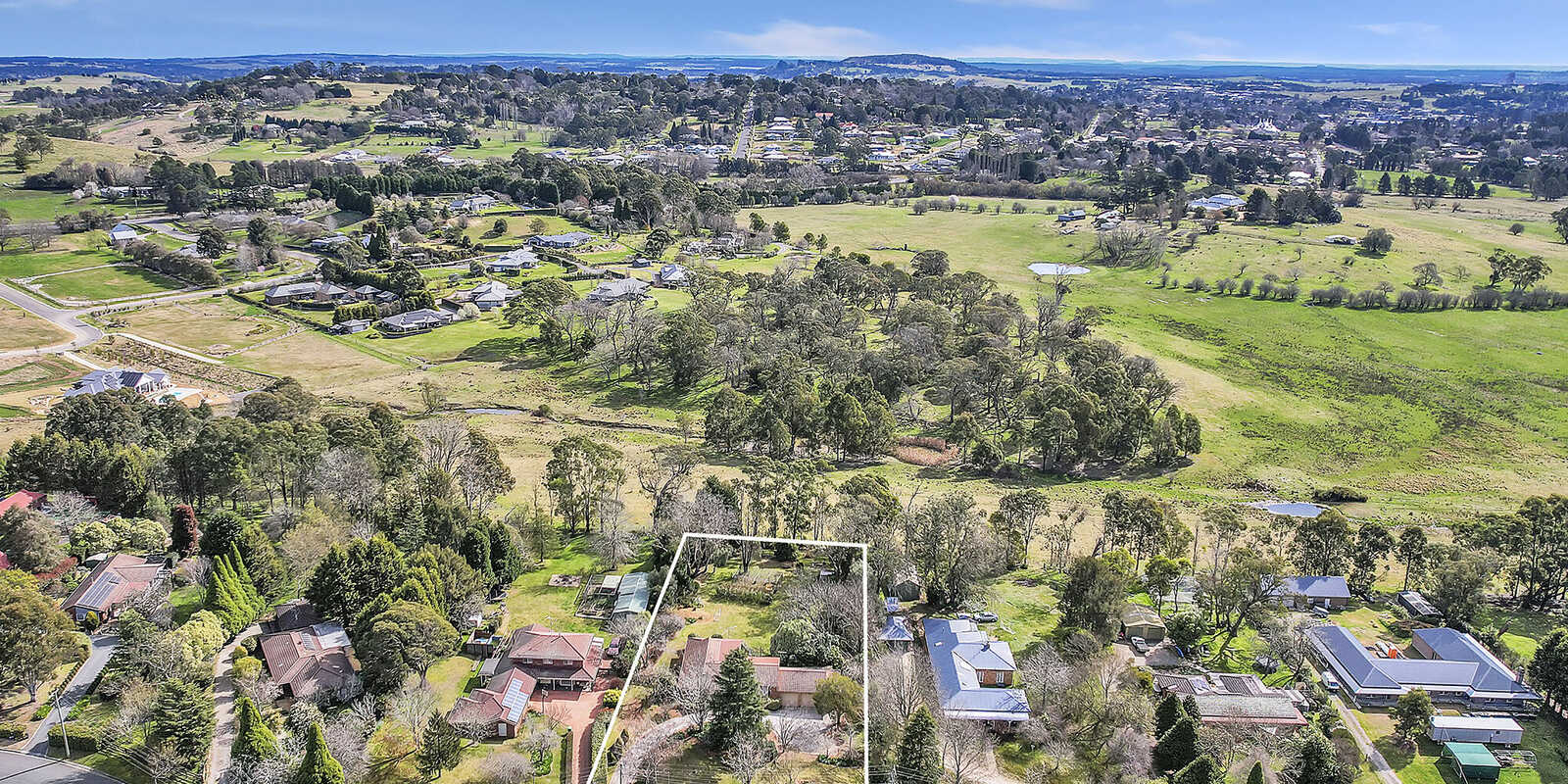 12 Watkins Drive Moss Vale 12 Watkins Drive Moss Vale