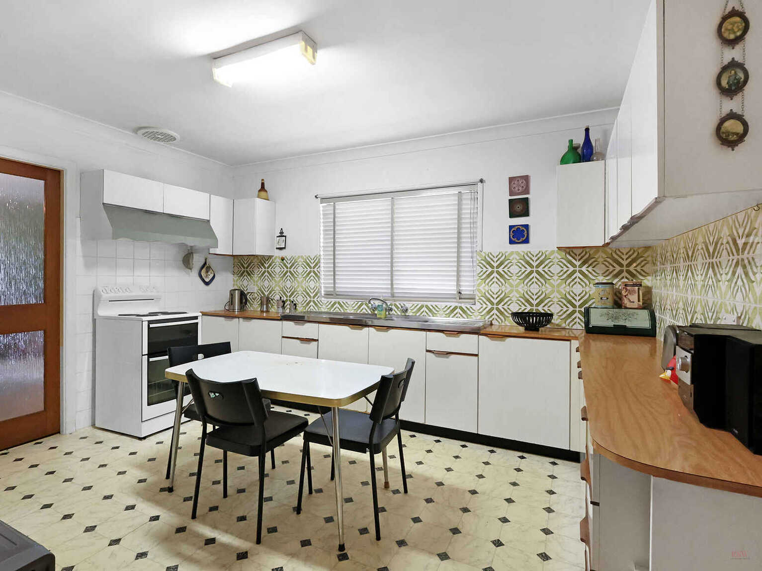 17 Banksia Street Bowral 17 Banksia Street Bowral