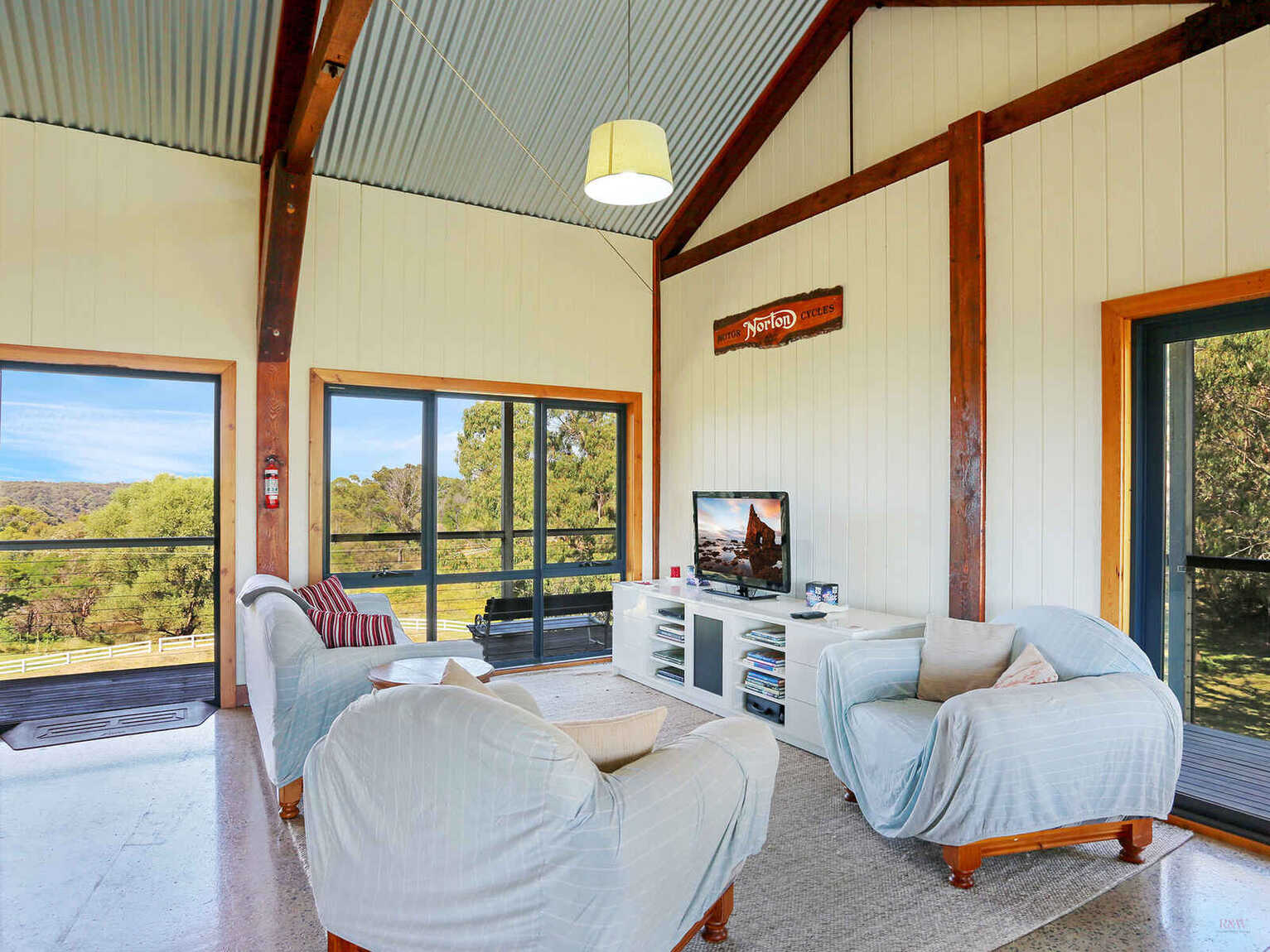 2295 Tugalong Road Canyonleigh 2295 Tugalong Road Canyonleigh