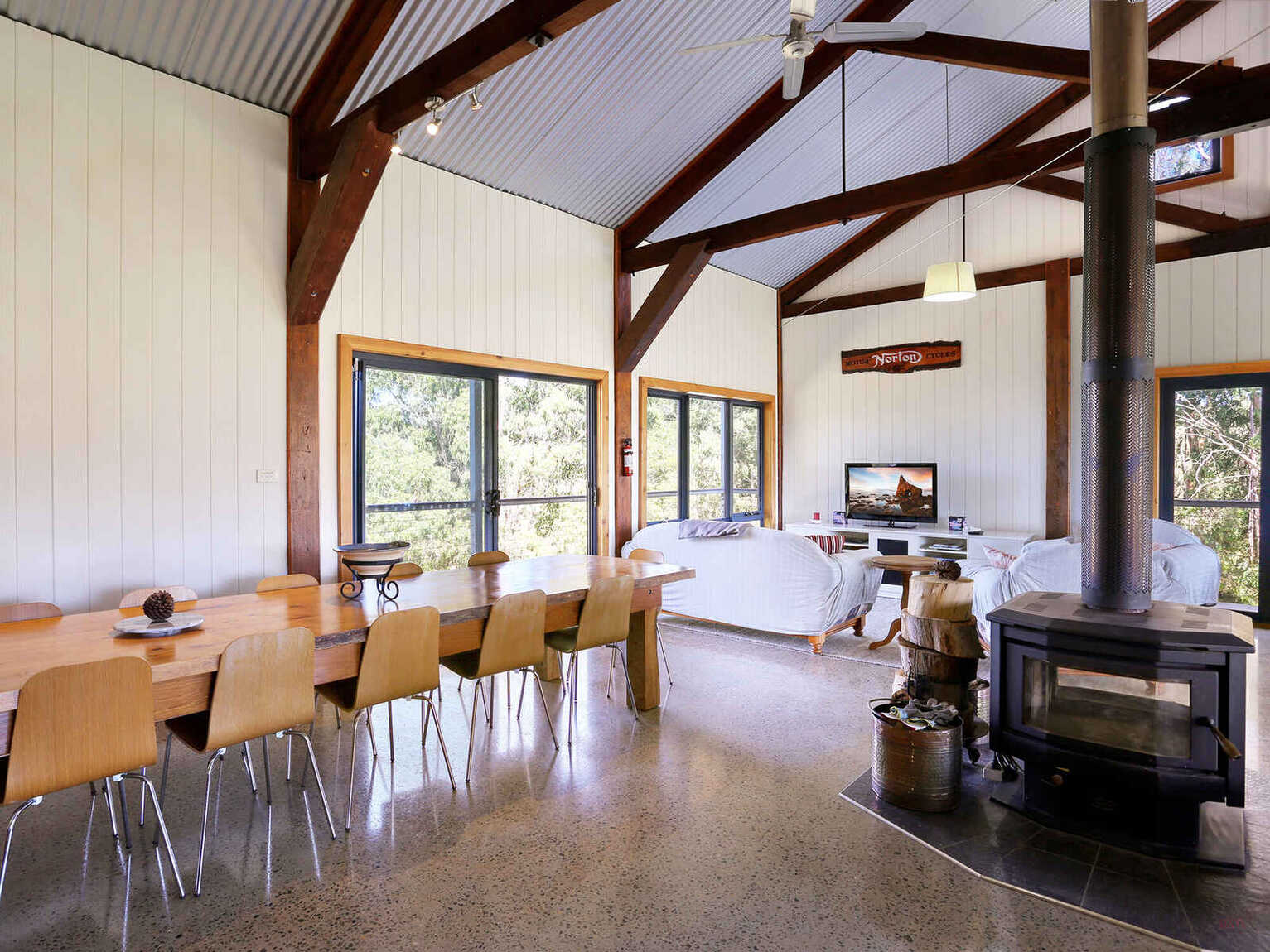 2295 Tugalong Road Canyonleigh 2295 Tugalong Road Canyonleigh