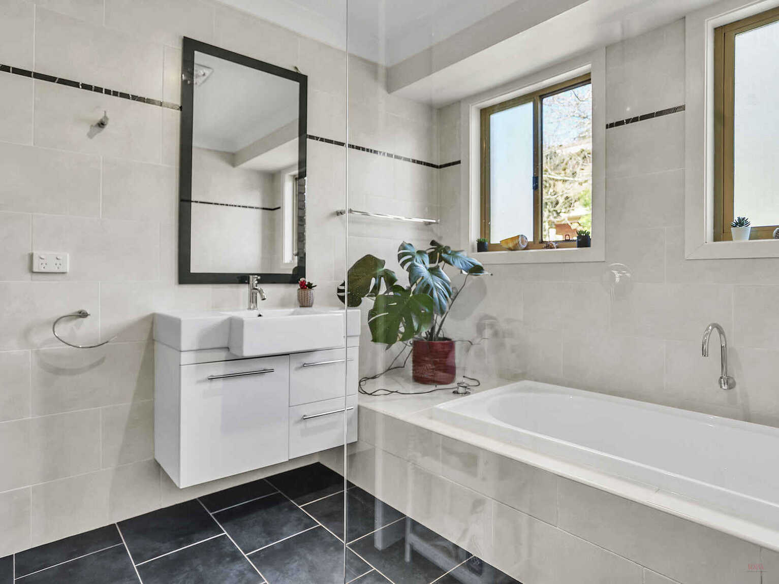 12 Watkins Drive Moss Vale 12 Watkins Drive Moss Vale
