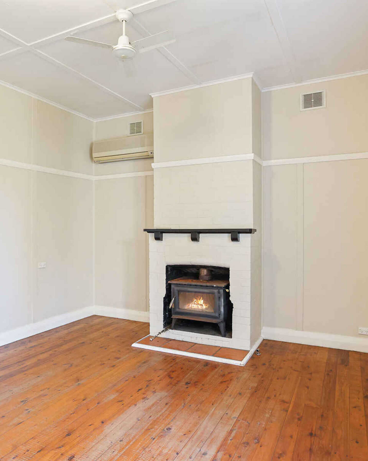 49 Kirkham Road Bowral, Bowral - Thumbnail 2