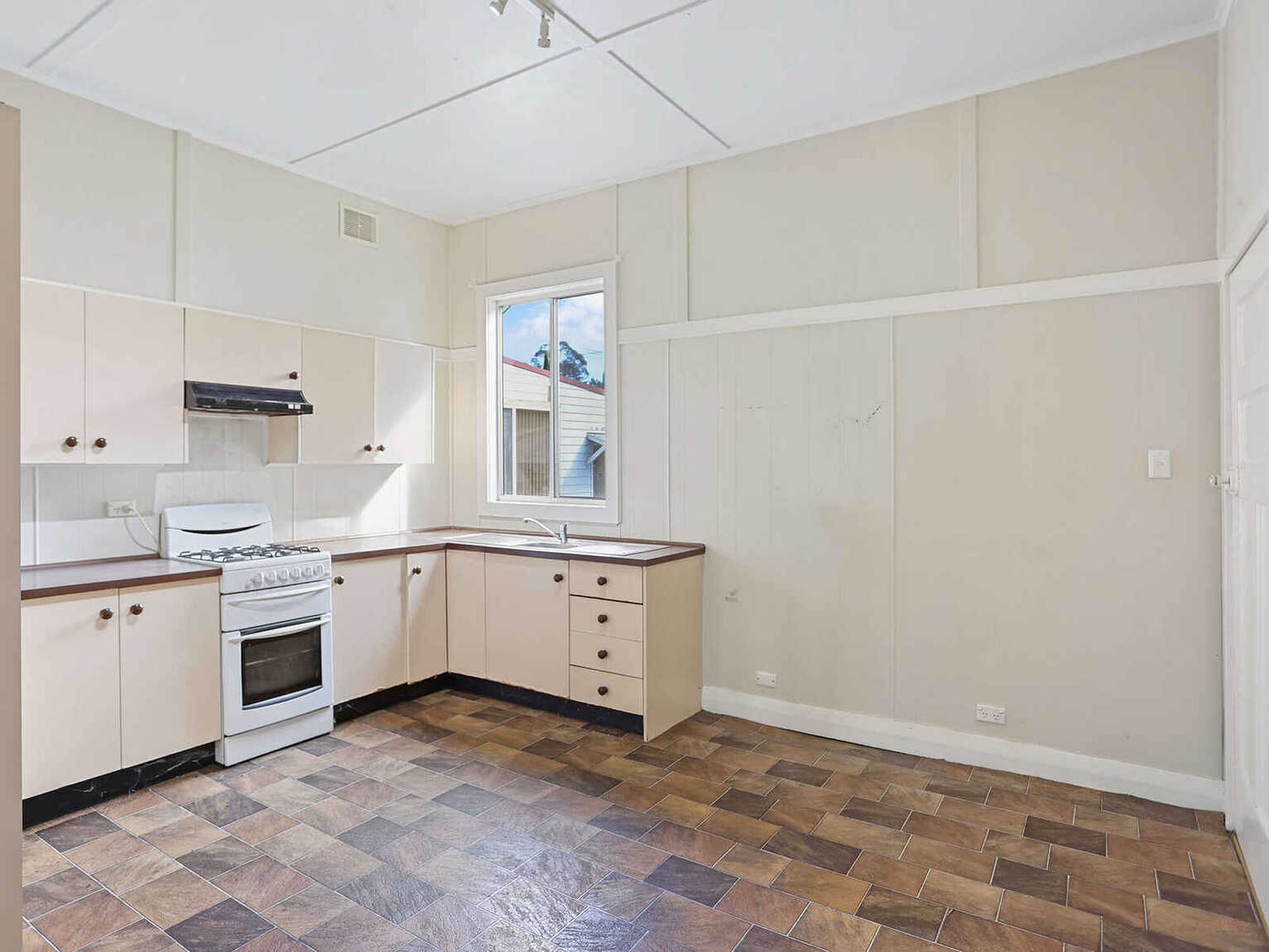 49 Kirkham Road Bowral 49 Kirkham Road Bowral