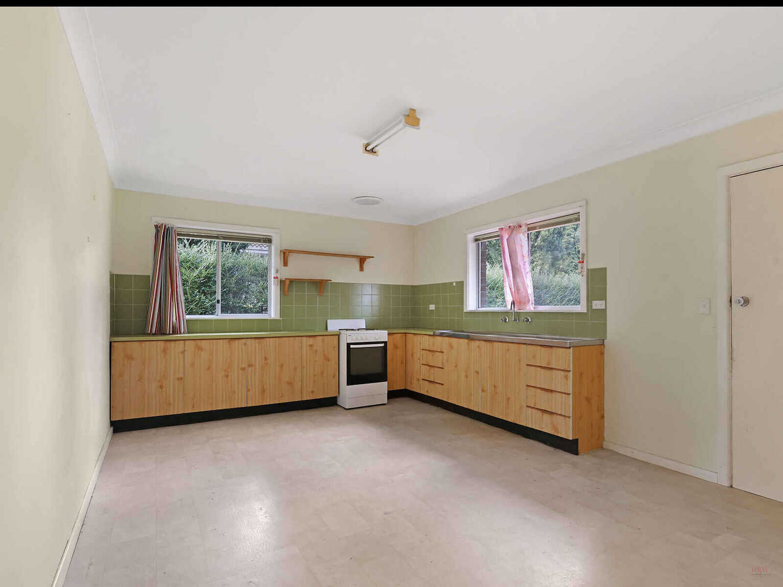 15 Banksia Street Bowral 15 Banksia Street Bowral
