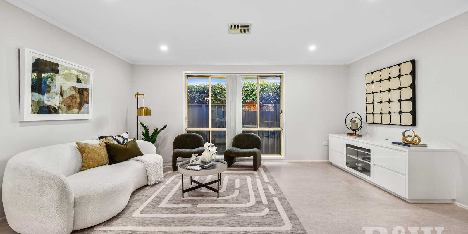 27 St James Place Appin 27 St James Place Appin