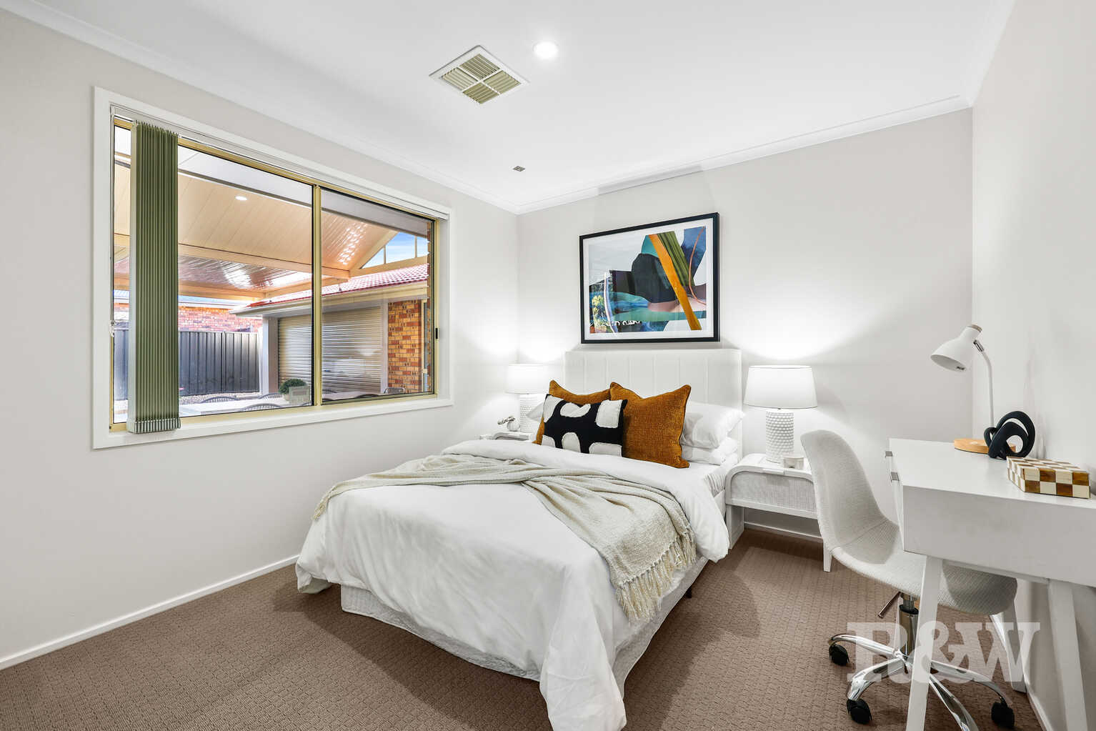 27 St James Place Appin 27 St James Place Appin