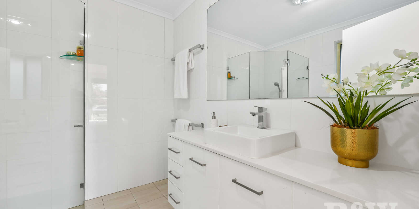 27 St James Place Appin 27 St James Place Appin