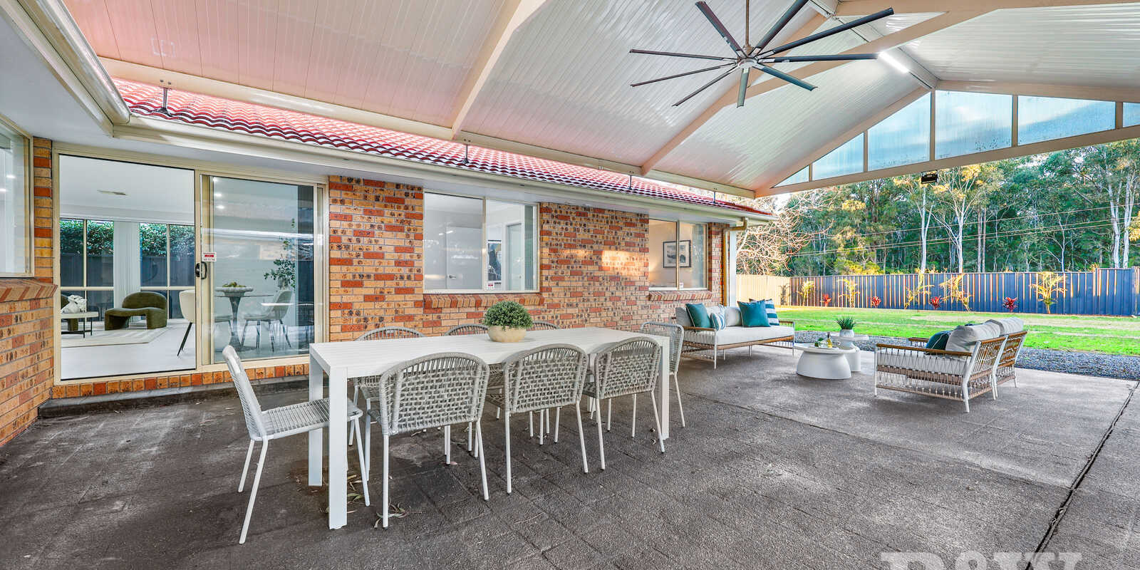 27 St James Place Appin 27 St James Place Appin