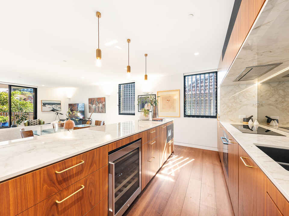 2/15 Montpelier Street Neutral Bay