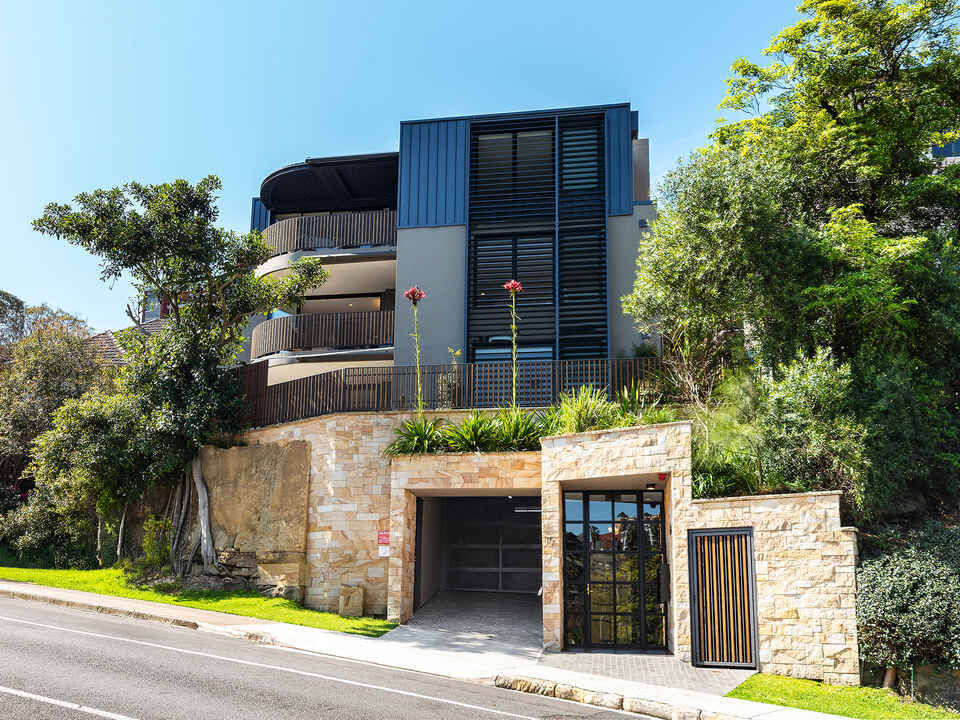 2/15 Montpelier Street Neutral Bay