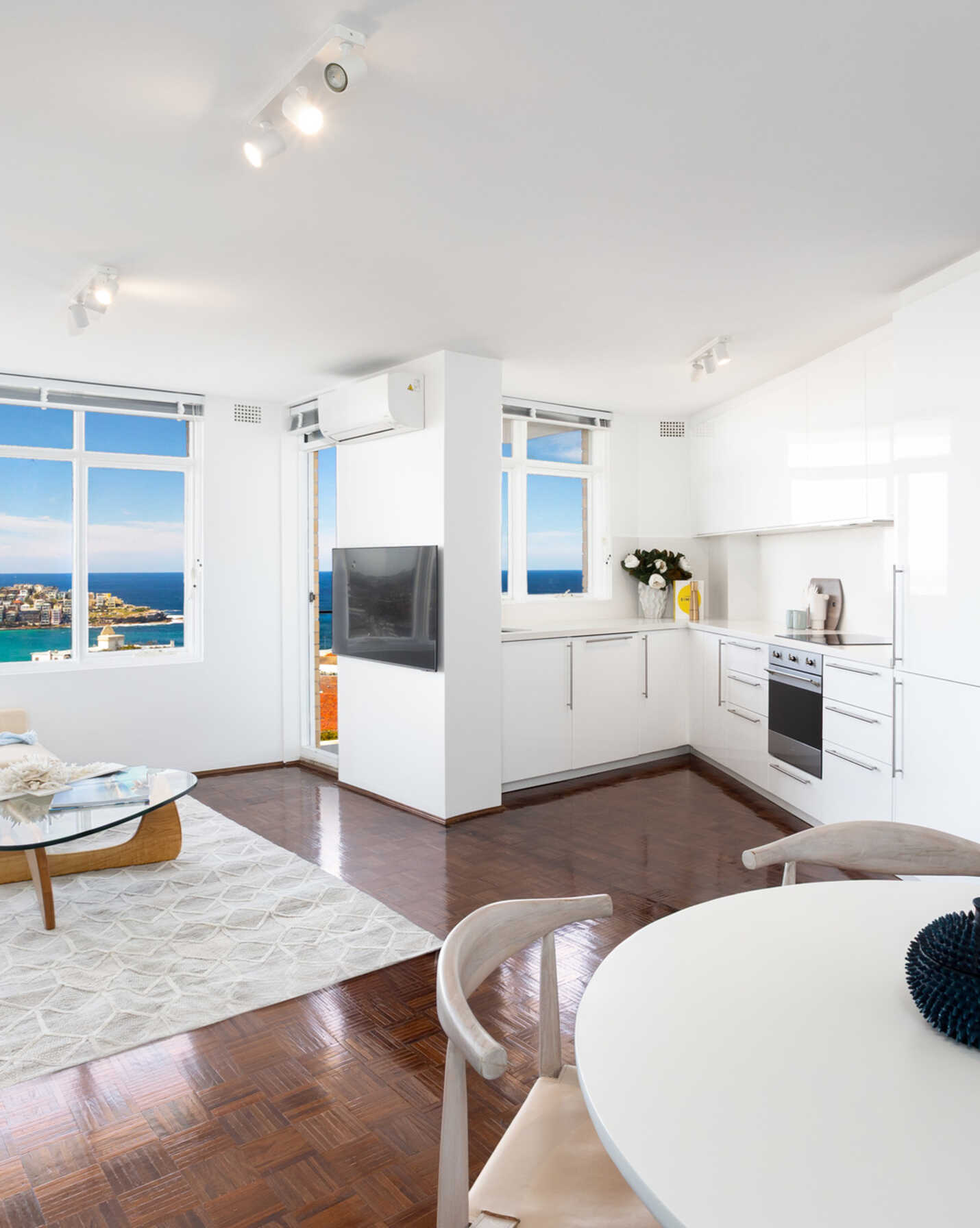 26/14 Edward Street Bondi Beach, Beach - Thumbnail 2