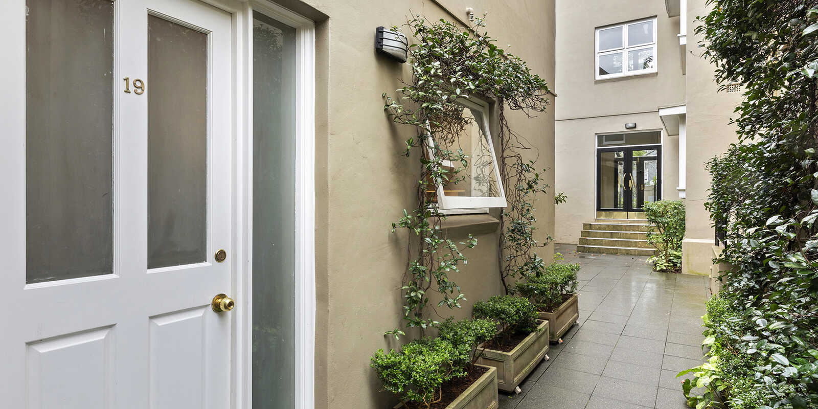 19/3 McDonald Street Potts Point 19/3 McDonald Street Potts Point