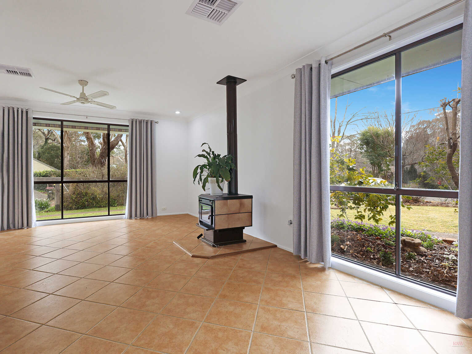 4 Bindar Crescent Bundanoon 4 Bindar Crescent Bundanoon