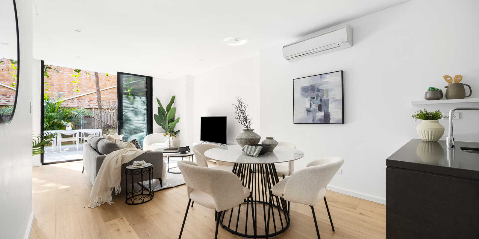 1/143 Botany Road Waterloo 1/143 Botany Road Waterloo