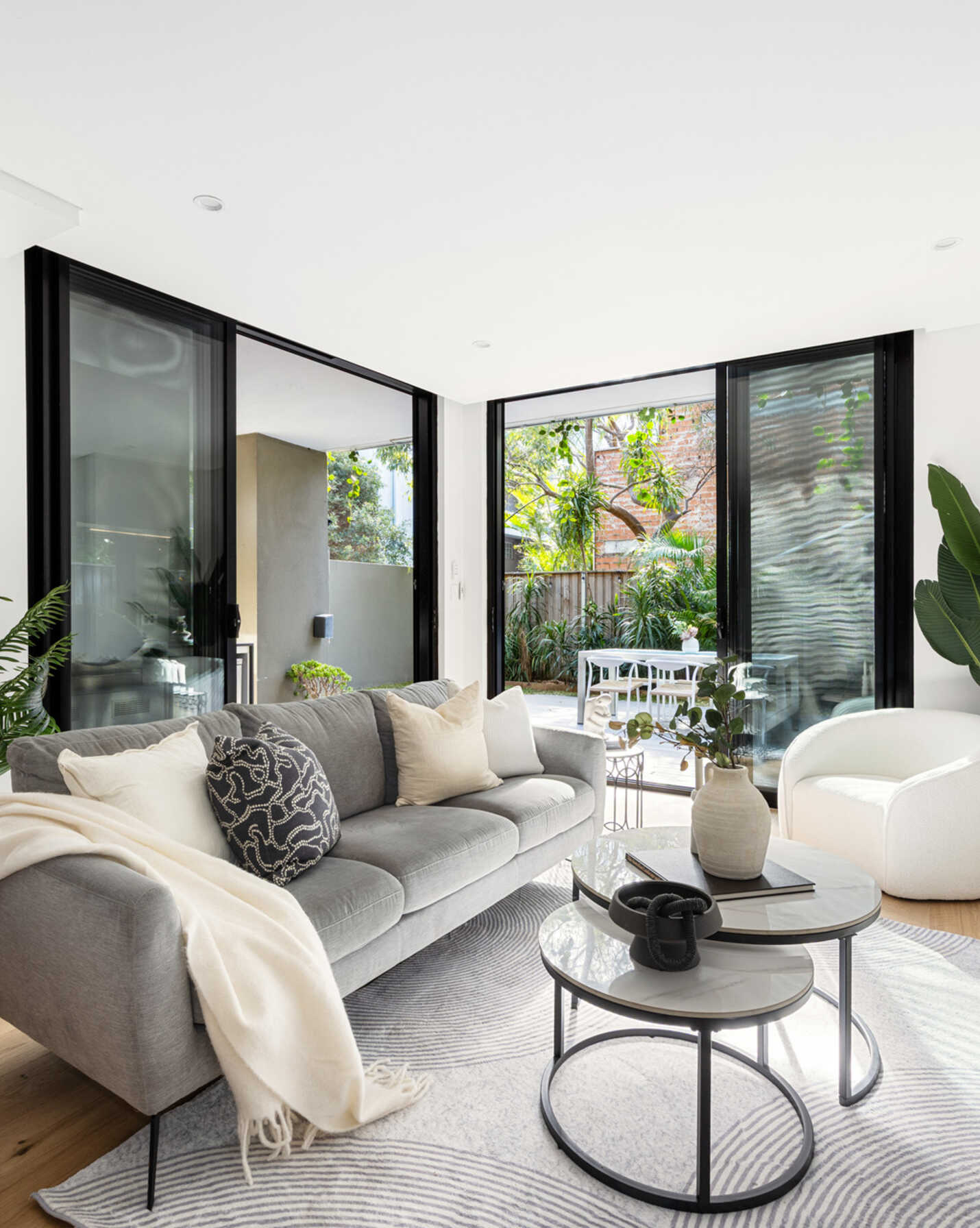 1/143 Botany Road Waterloo, Waterloo - Thumbnail 3