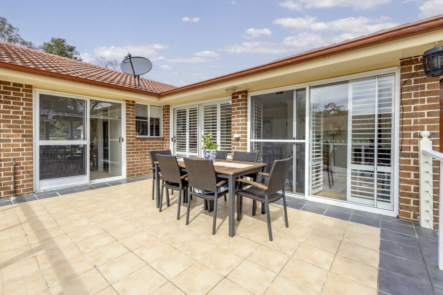 6 Hillier Avenue Blackheath 6 Hillier Avenue Blackheath
