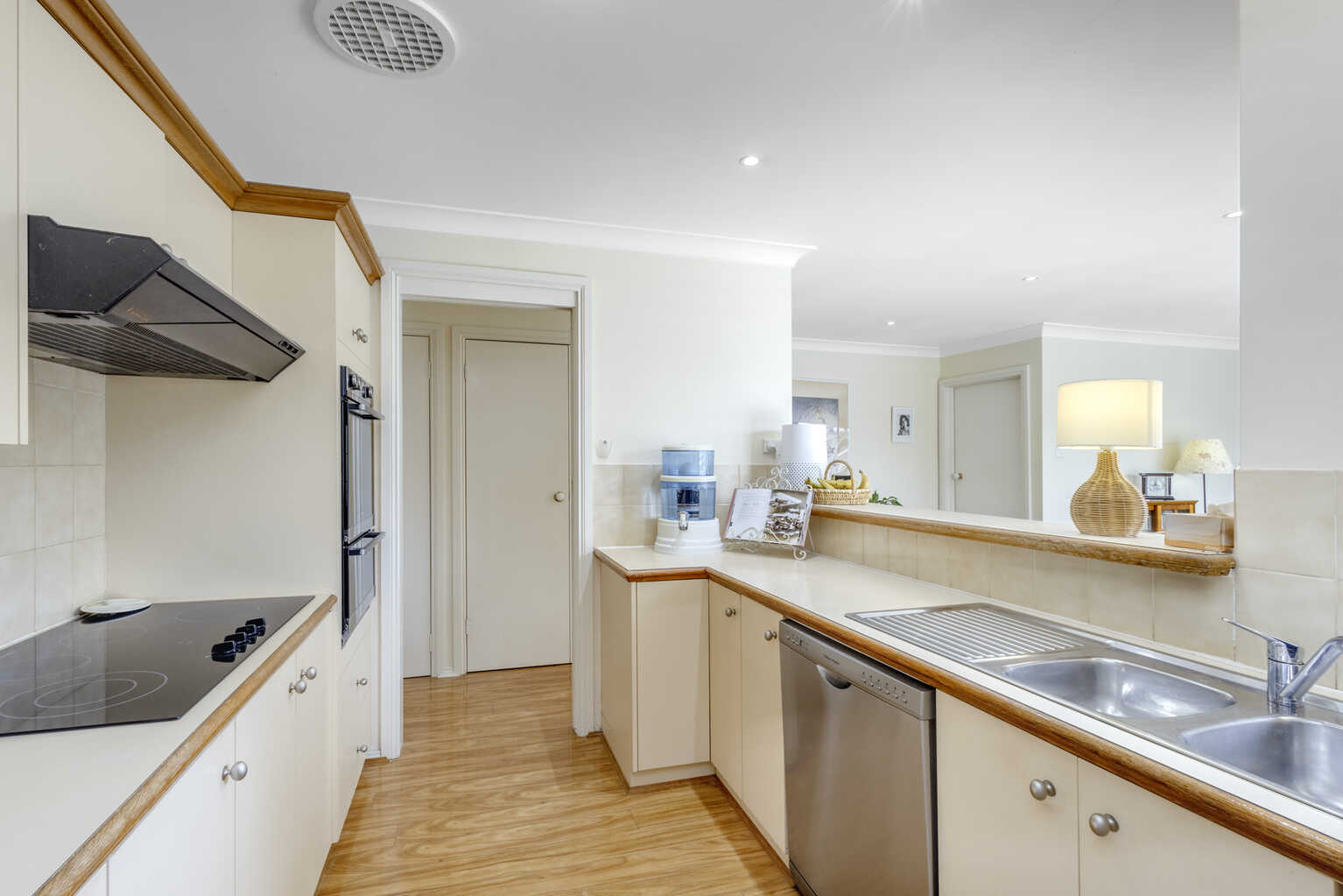 6 Hillier Avenue Blackheath 6 Hillier Avenue Blackheath