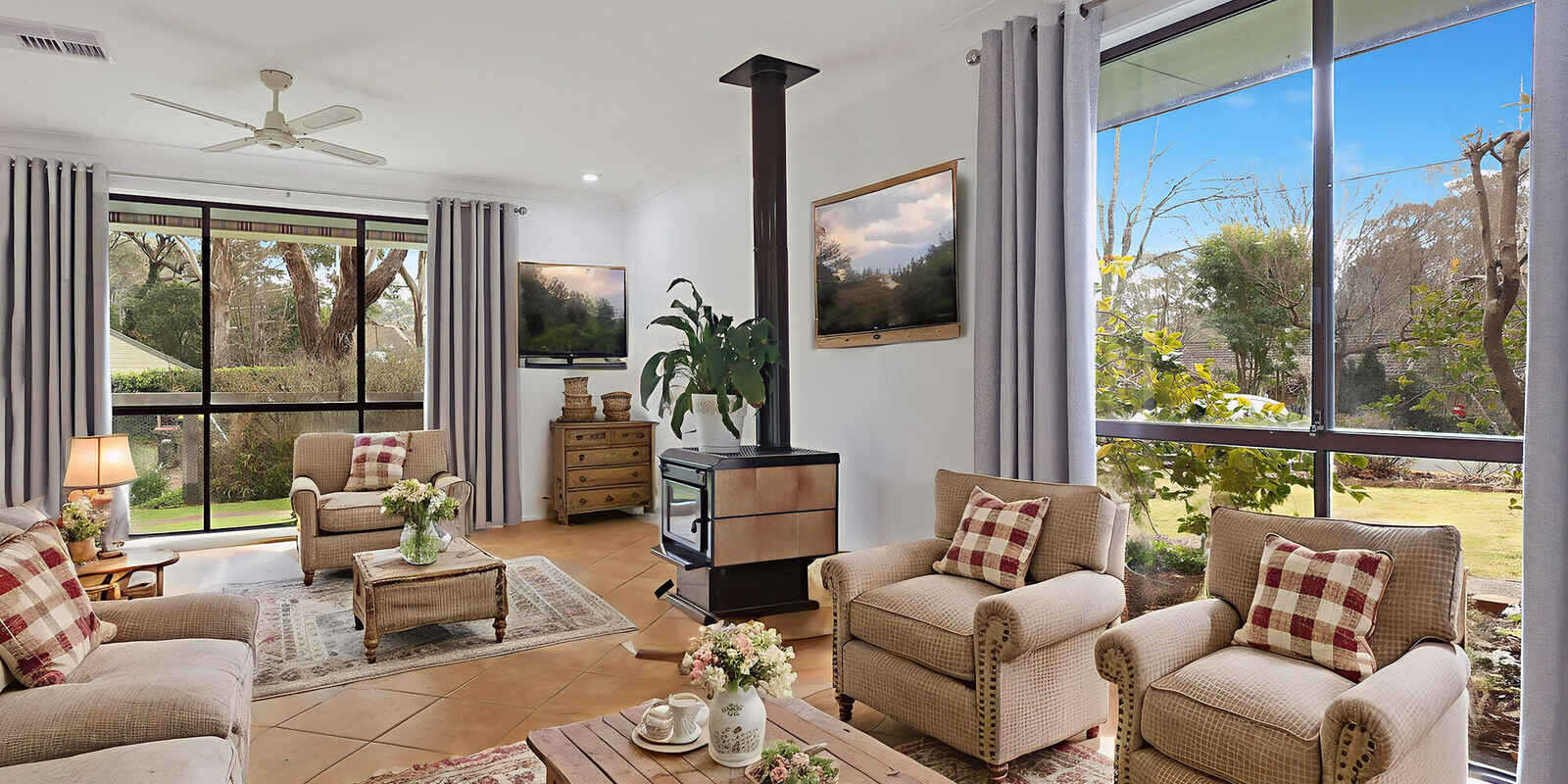 4 Bindar Crescent Bundanoon 4 Bindar Crescent Bundanoon