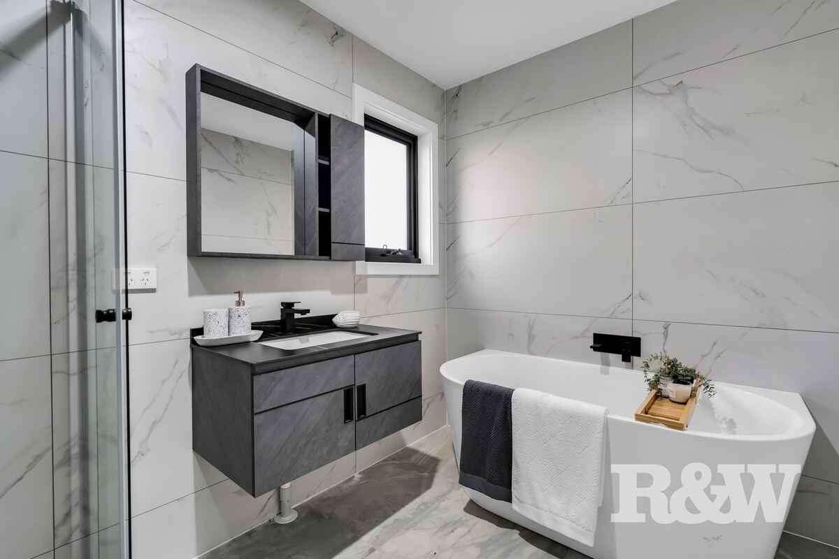 23 Burragorang Street The Oaks