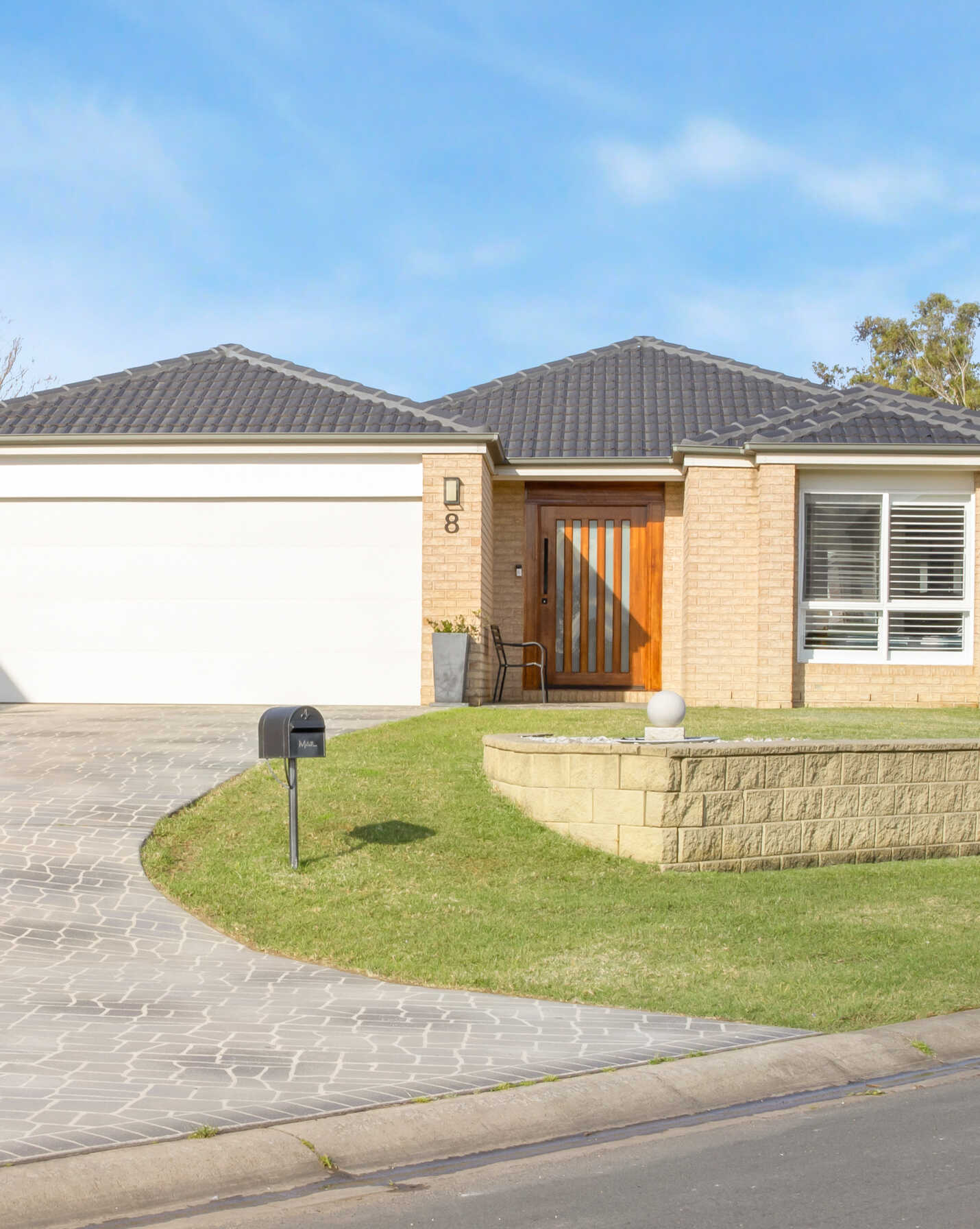 8 TERANGLE CLOSE Prestons, Prestons - Thumbnail 2