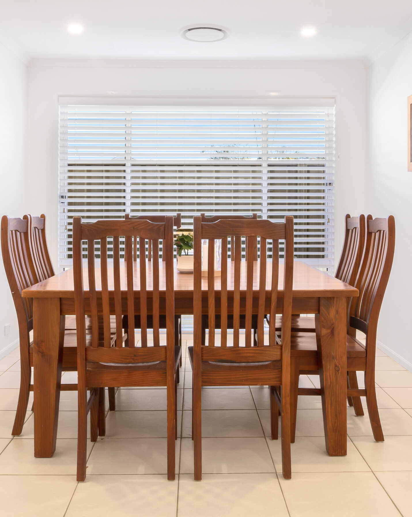 8 TERANGLE CLOSE Prestons, Prestons - Thumbnail 6