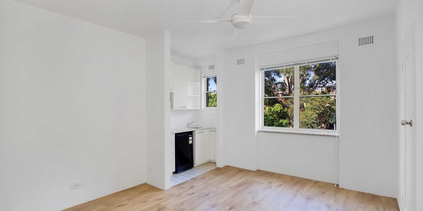 12/76 Elizabeth Bay Road Elizabeth Bay 12/76 Elizabeth Bay Road Elizabeth Bay