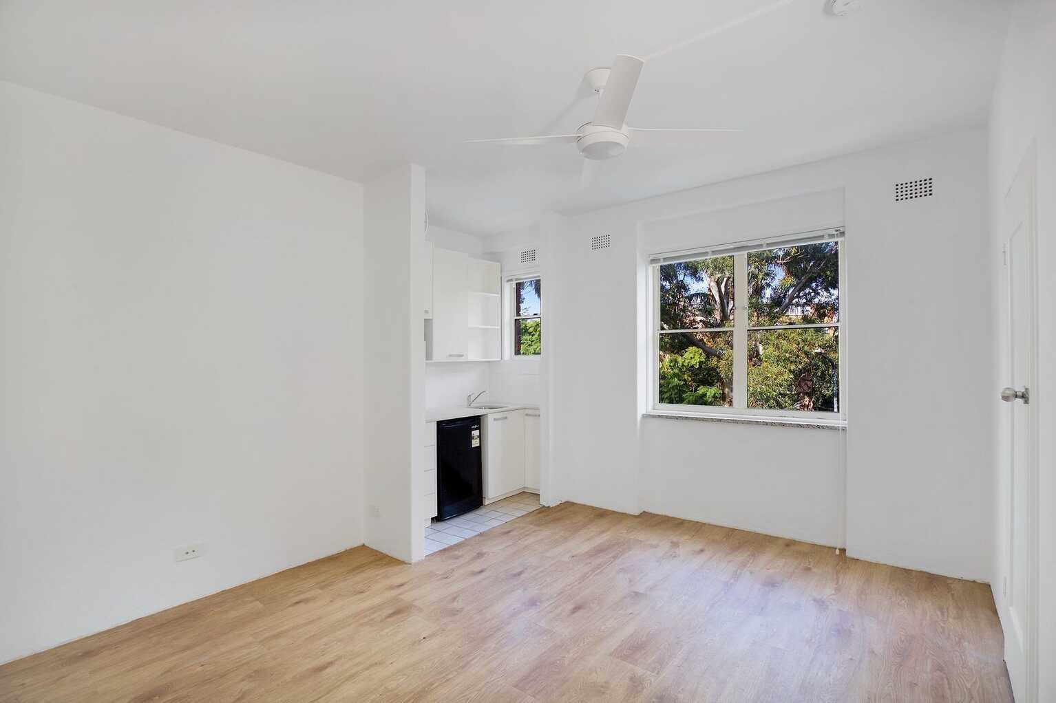 12/76 Elizabeth Bay Road Elizabeth Bay 12/76 Elizabeth Bay Road Elizabeth Bay