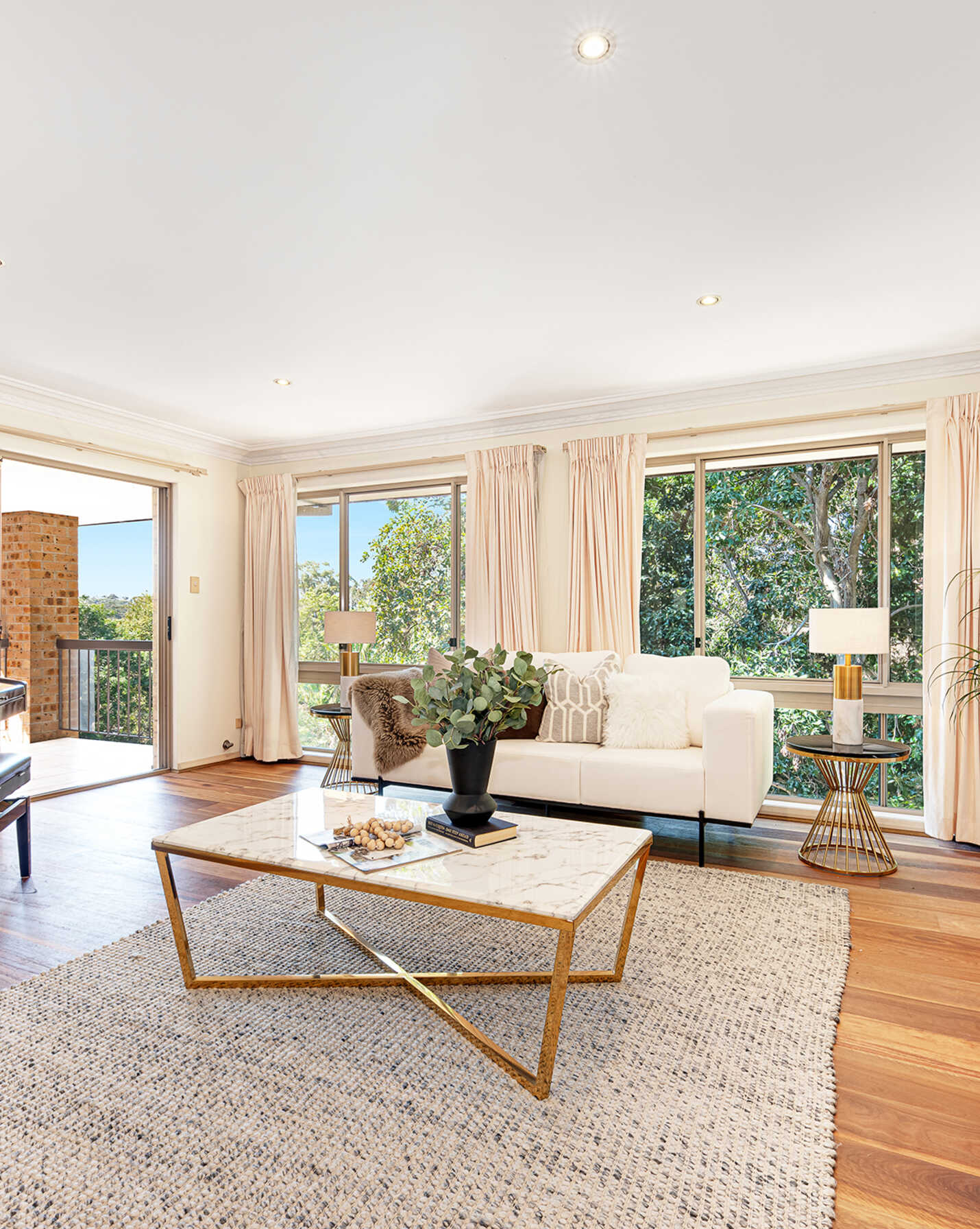 2/42A Pine Street East Cammeray, Cammeray - Image 1