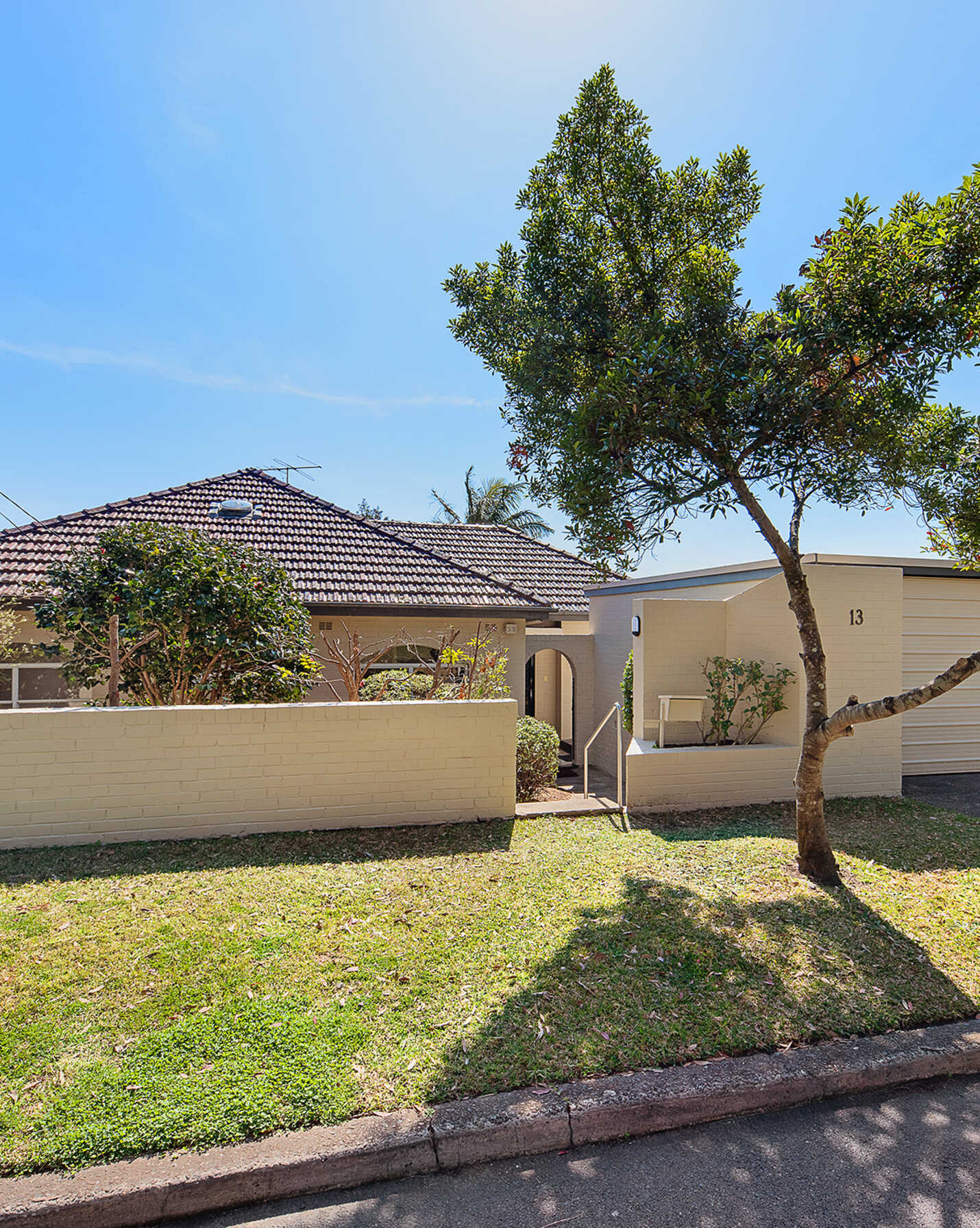 13 Minnamurra Road Northbridge, Northbridge - Image 1