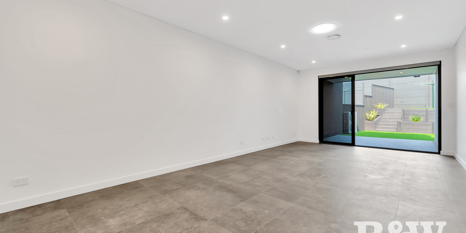 24 Kiernan Crescent Abbotsbury 24 Kiernan Crescent Abbotsbury
