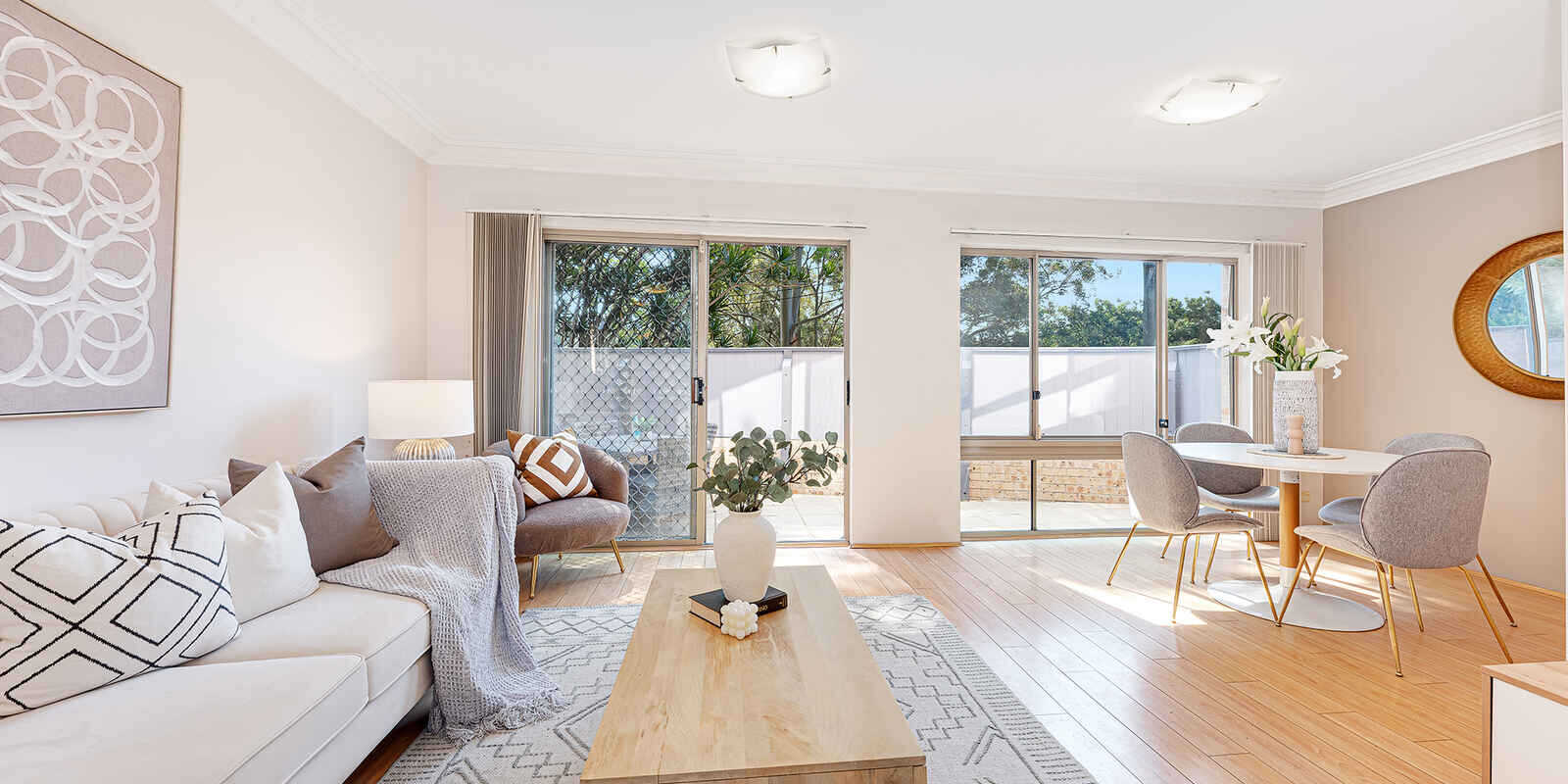 2/42A Pine Street East Cammeray 2/42A Pine Street East Cammeray