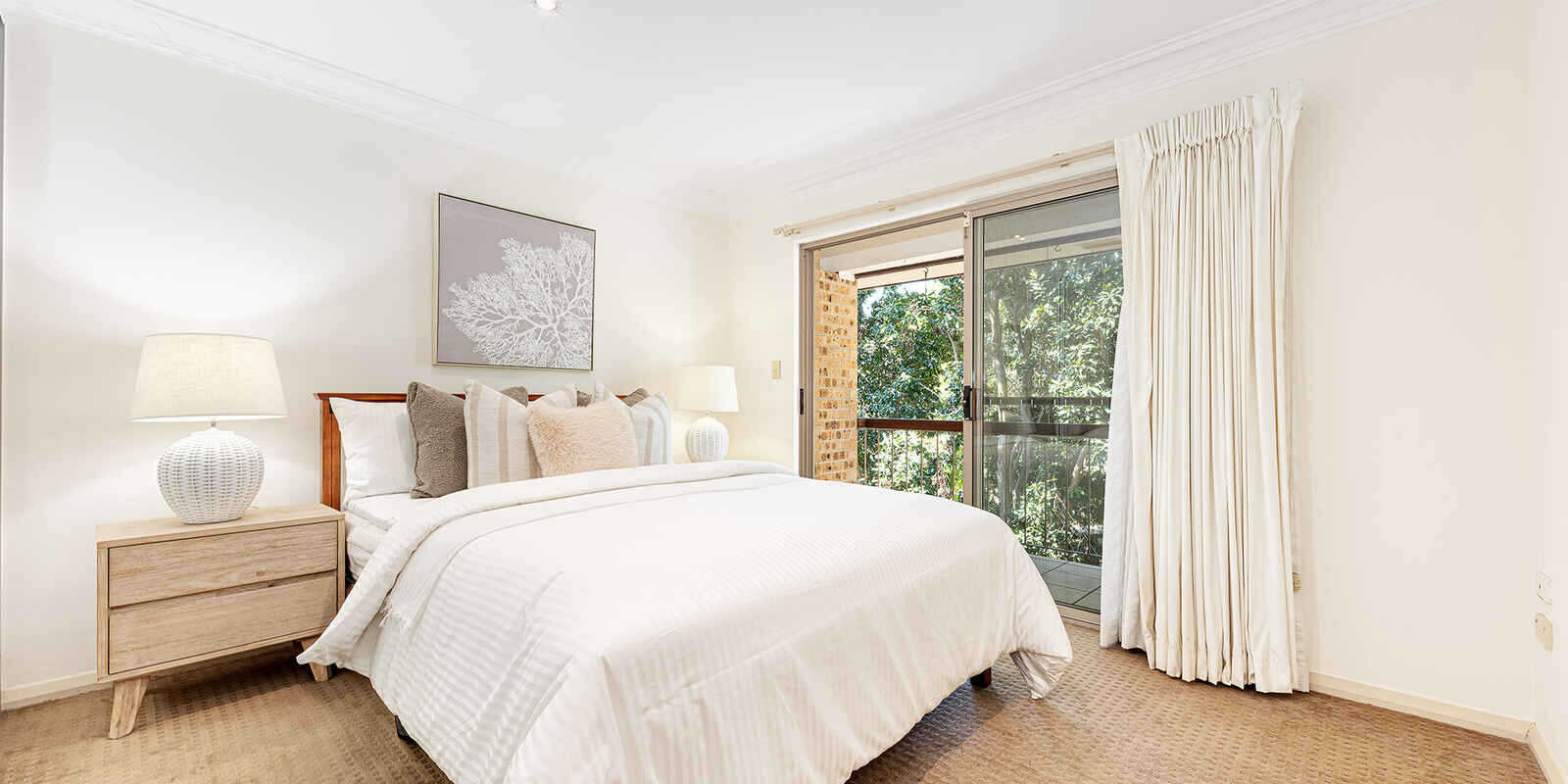 2/42A Pine Street East Cammeray 2/42A Pine Street East Cammeray