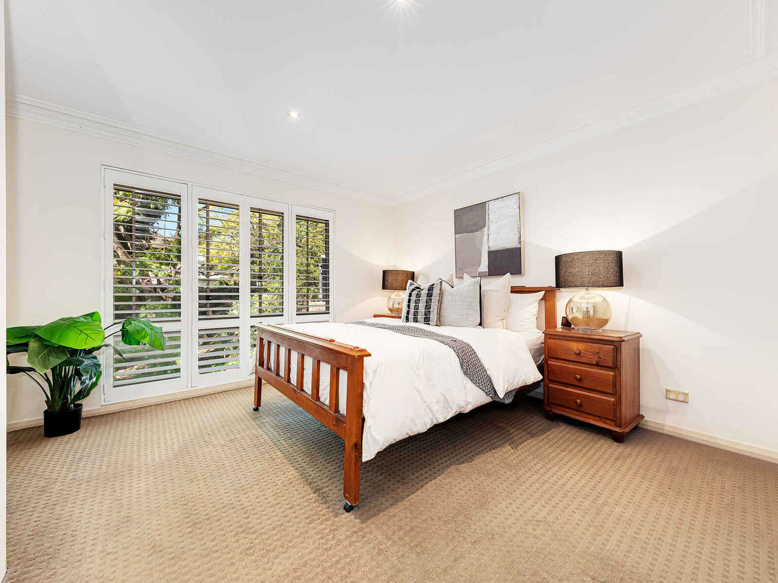2/42A Pine Street East Cammeray 2/42A Pine Street East Cammeray