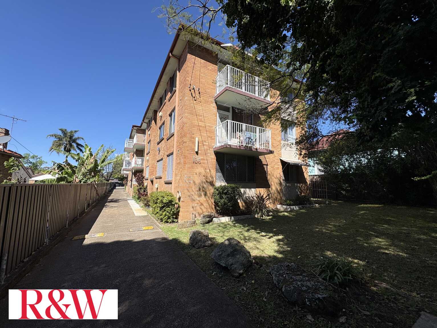 4/138 Ninth Avenue Campsie