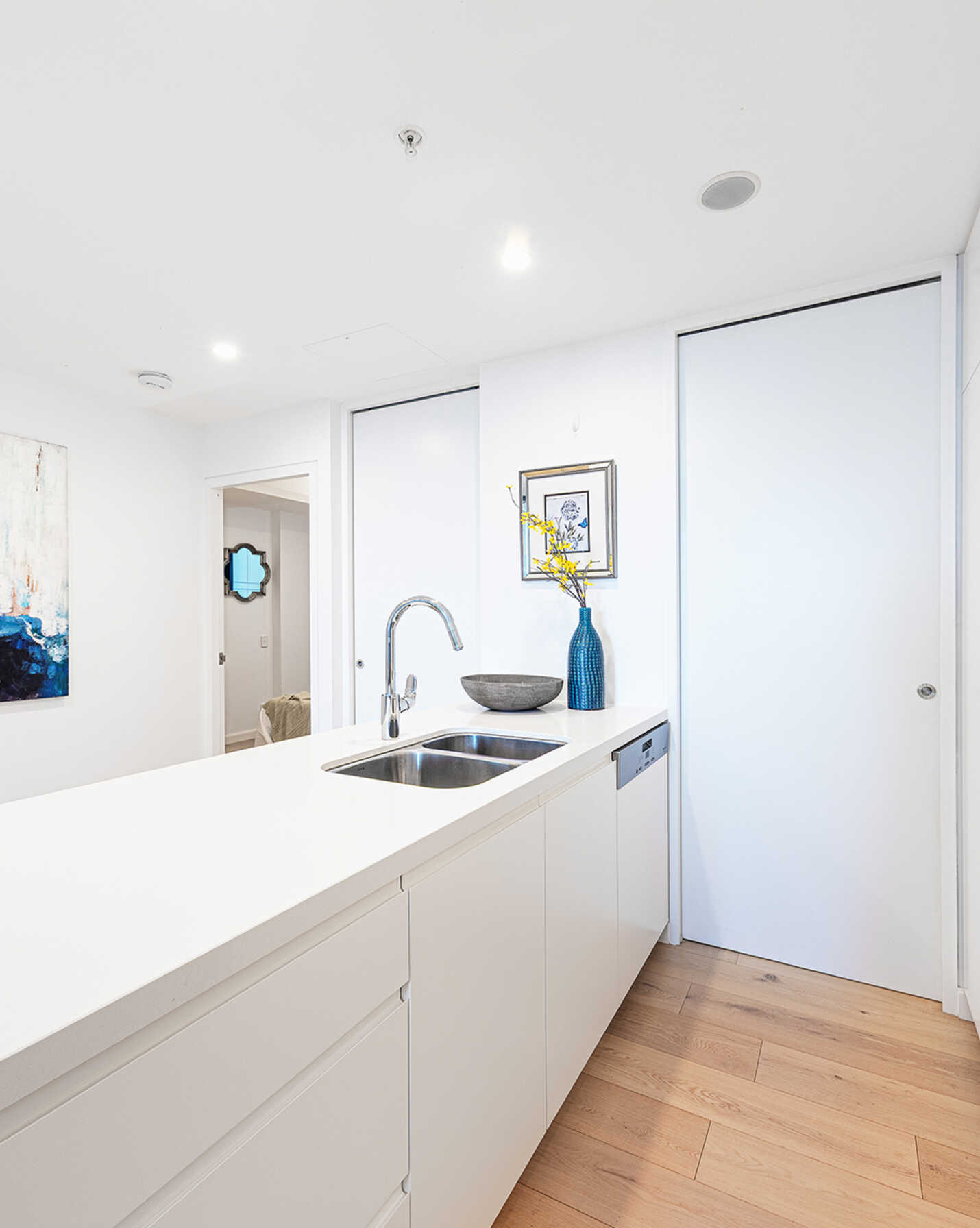 703/229 Miller Street North Sydney, Sydney - Thumbnail 4
