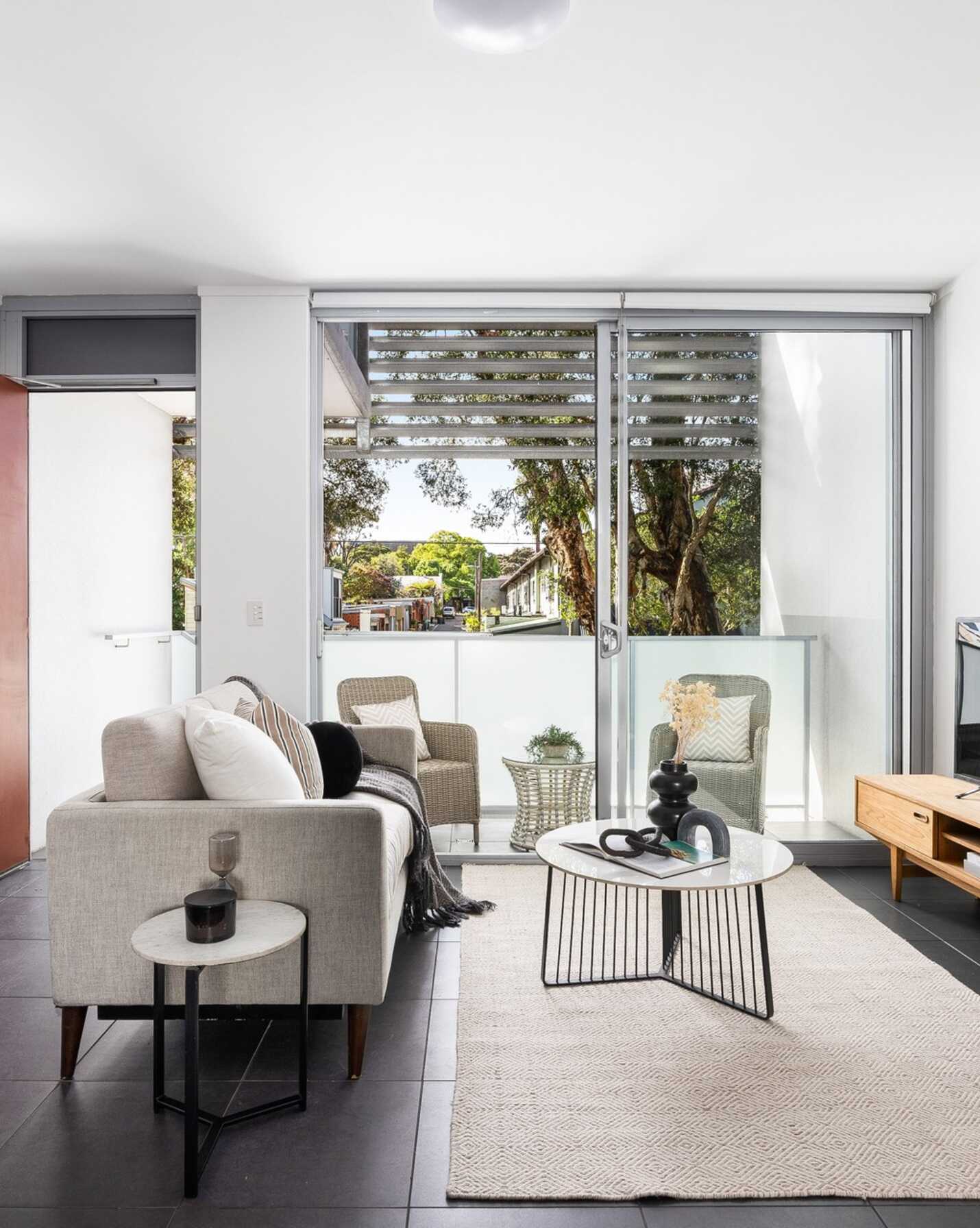 109/169 Phillip Street Waterloo, Waterloo - Thumbnail 2